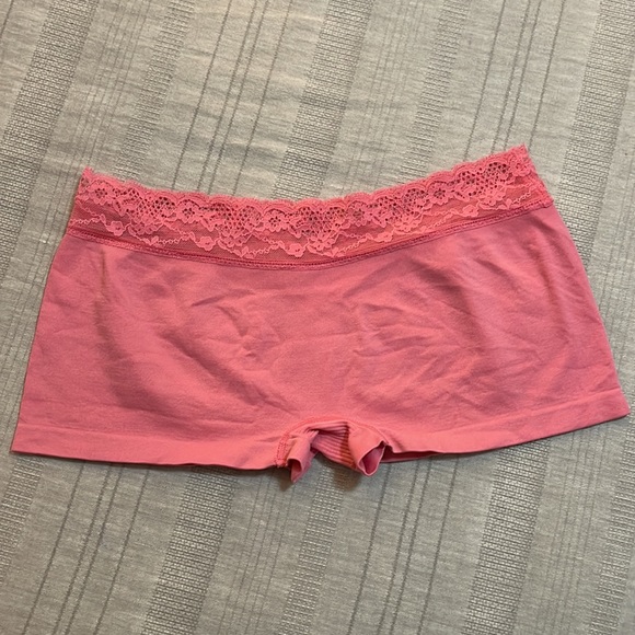 Pink Boy Short Panties with Lace Band Size Large - Picture 2 of 5